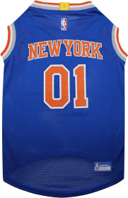 New York Knicks Basketball Mesh Jersey (size: SM)