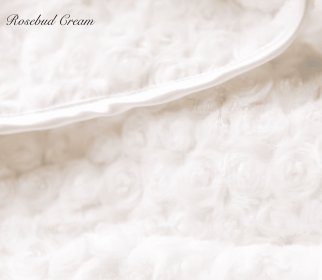 Rosebud Dog Blanket (Color: Cream, size: large)